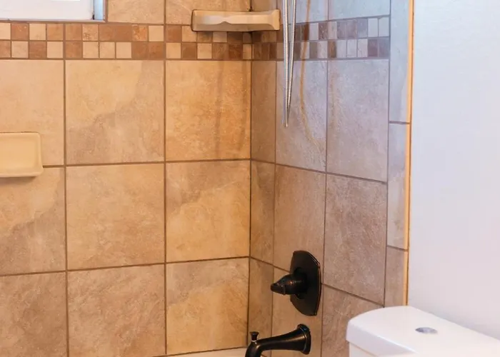 Oasis Getaway * Lake Havasu City